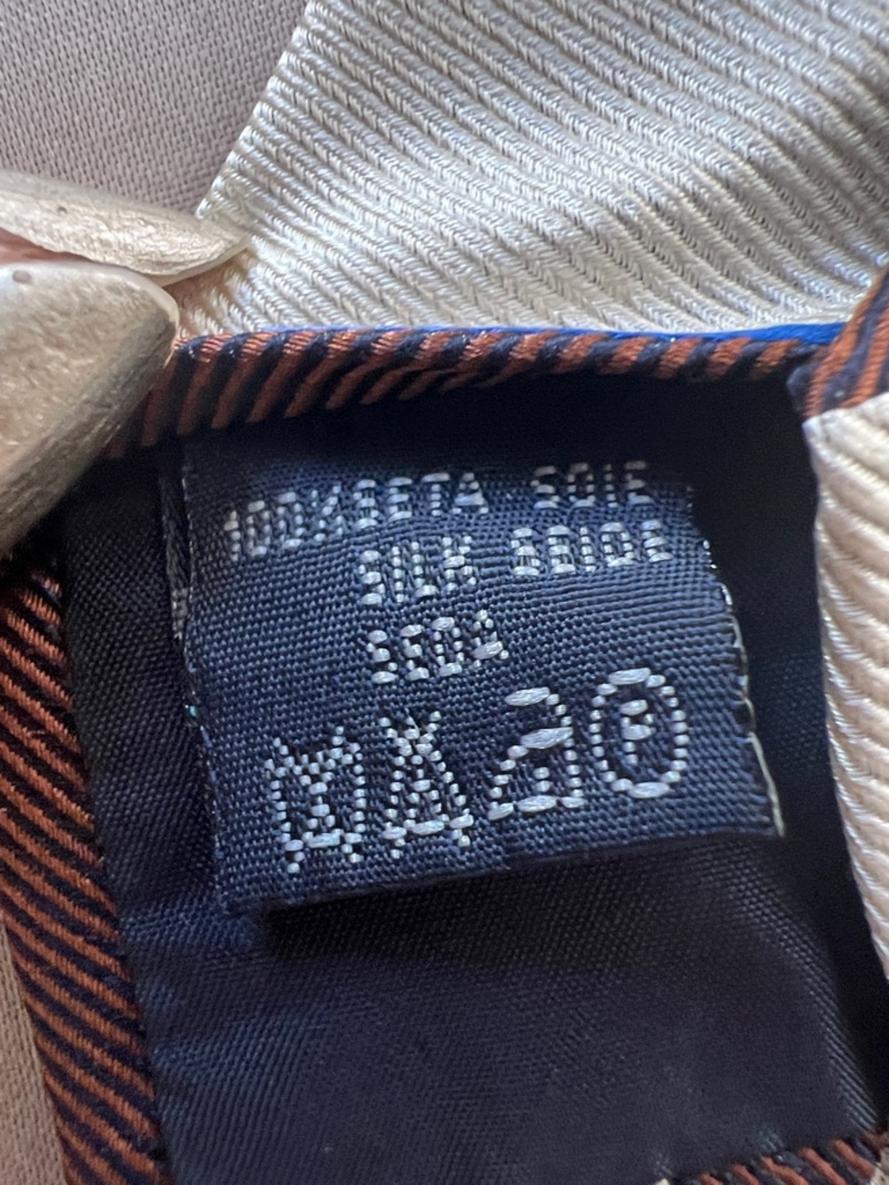 Vintage Burberry Brown, Ivory and Blue Striped Classic Silk Tie Made in Italy - Picture 6 of 17